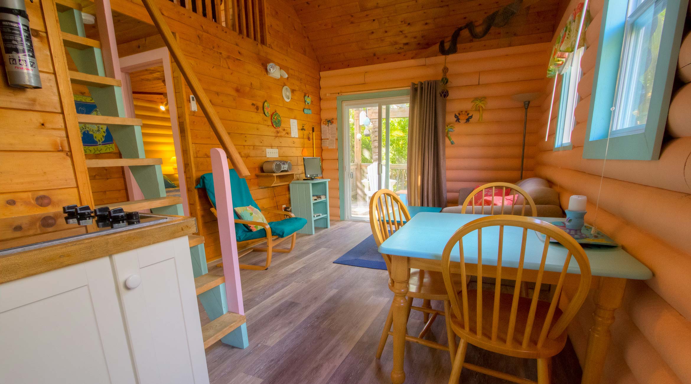 Oceanfrontier Hideaway, Log Cabins Vacation Rental on Great Guana Cay