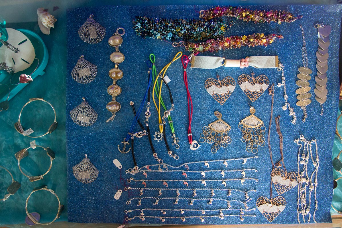 Dive Guana Gift shop on Guana Cay - Gifts and Vacation Rentals