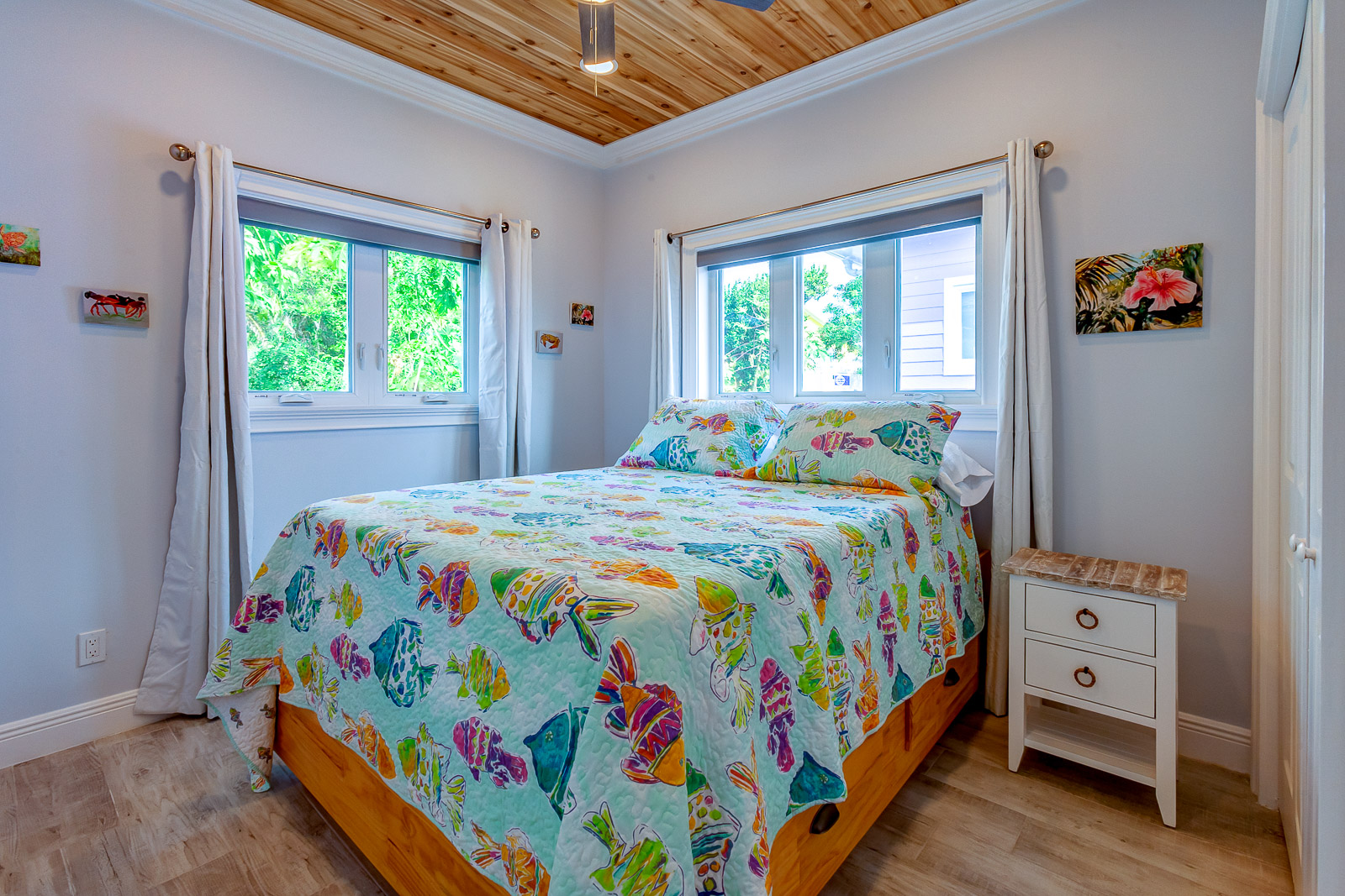 Curly Tail Cottage - Vacation Rental on Great Guana Cay