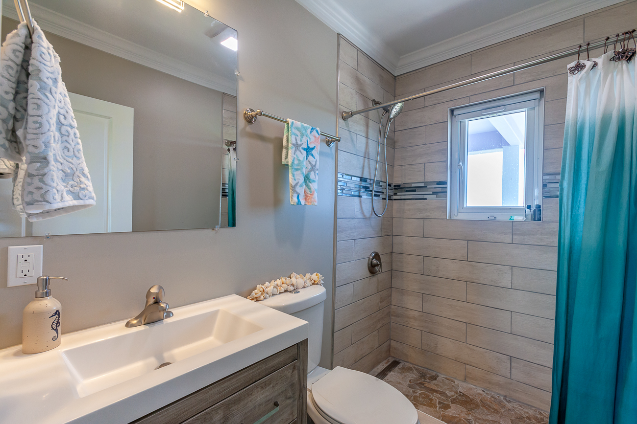 The Enchanted Mermaid In Vacation Rental on Great Guana Cay